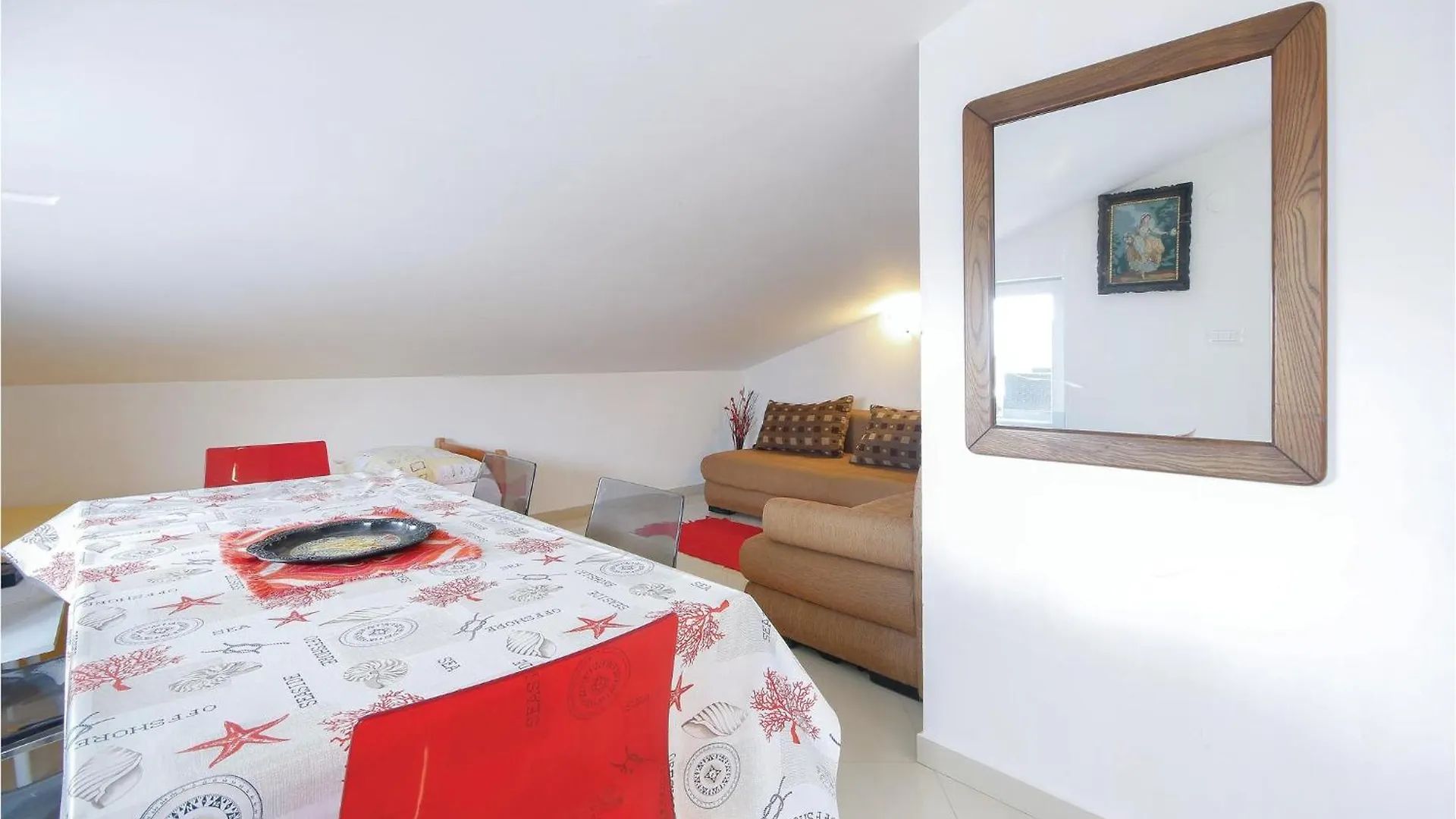 Cozy Apartment In Medulin With Kitchen 0*,  Croatie